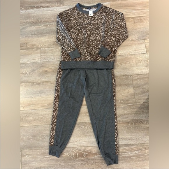 Splendid Leopard Print Lounge Set - Brown and Gray - Picture 1 of 8
